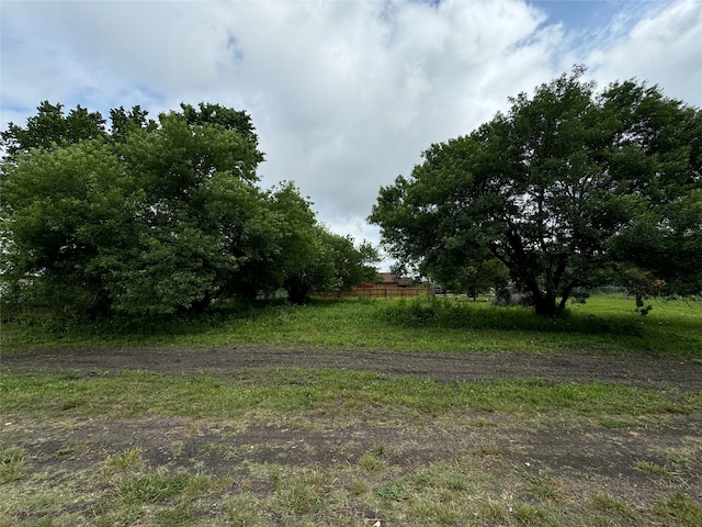 Listing photo 2 for 211 Rice Ave, Arcola TX 77583