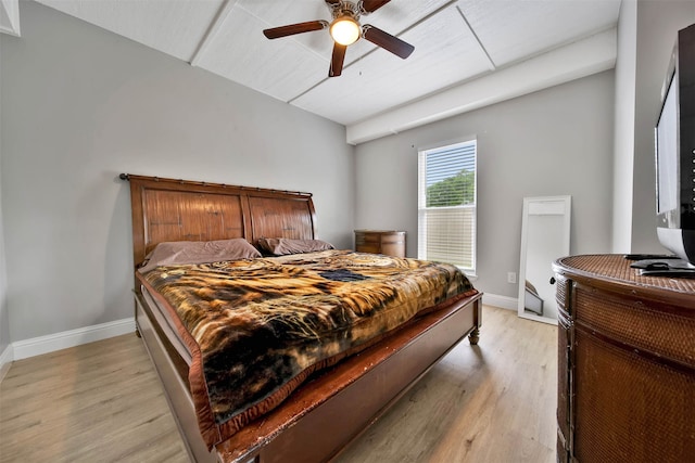 bedroom with light hardwood / wood-style flooring and ceiling fan