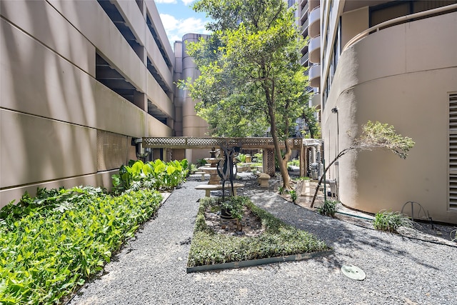 view of property's community featuring a patio area