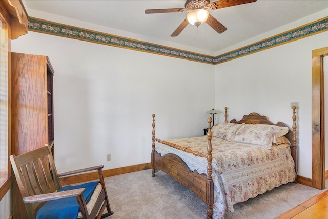 bedroom featuring ceiling fan