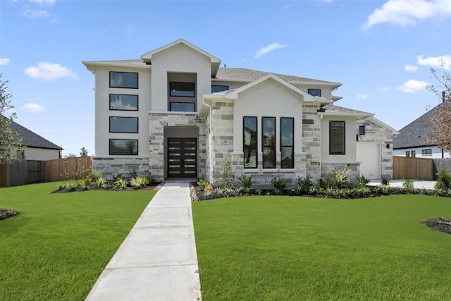 view of front facade featuring a front lawn