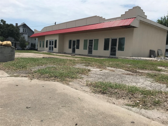 808 S Alamo St, Refugio, TX 78377 - photo 4