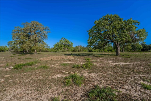 7122 Taplin Ln, Burton, TX 77835