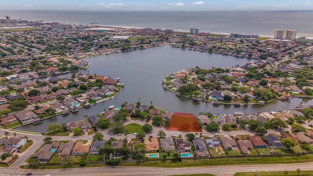 Listing photo 3 for 22 Lakeview Dr, Galveston TX 77551