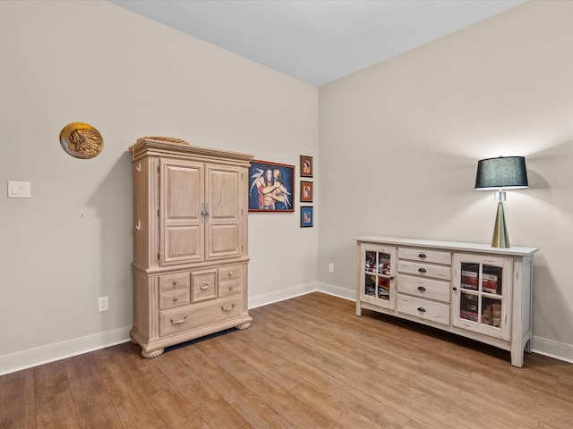 misc room featuring light hardwood / wood-style flooring