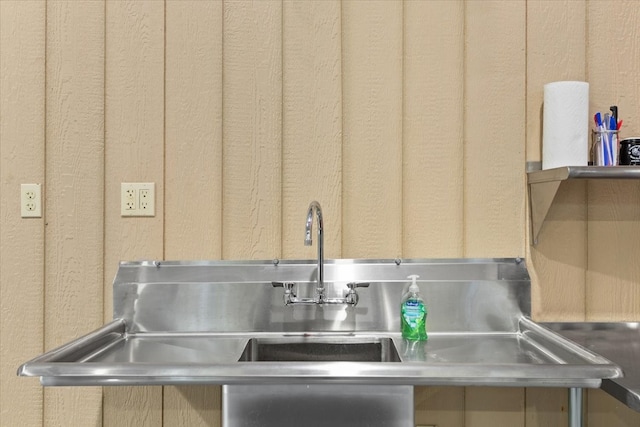 kitchen featuring sink