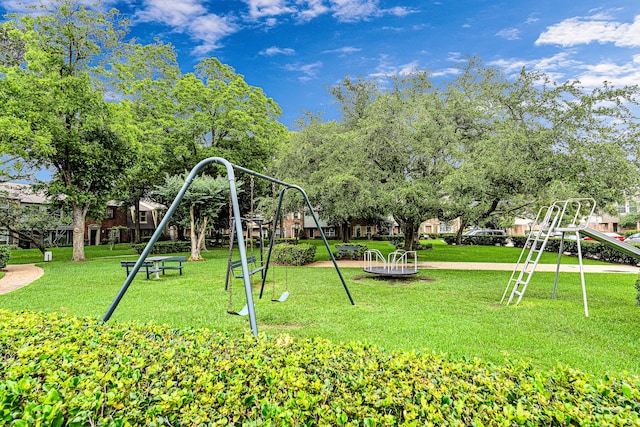 1329 Fountain View Dr Unit 135, Houston, TX 77057 - view of jungle gym with a yard