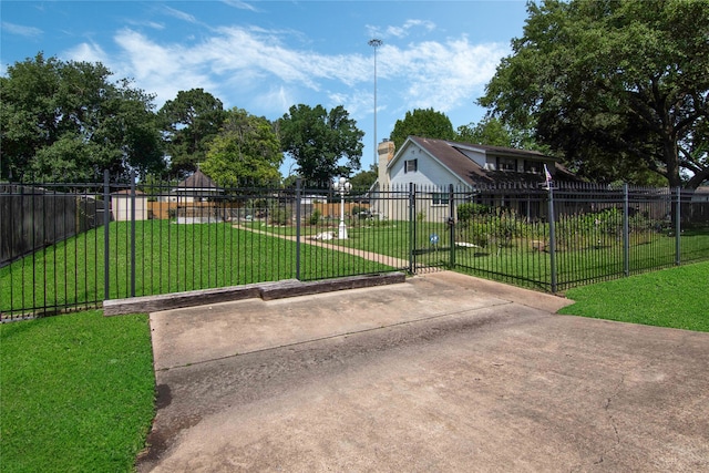 exterior space featuring a yard