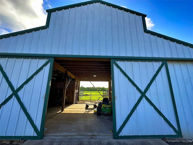 view of outdoor structure