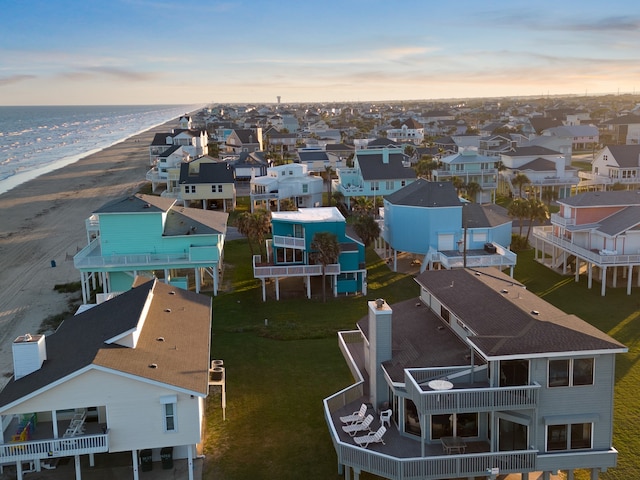 view of aerial view at dusk