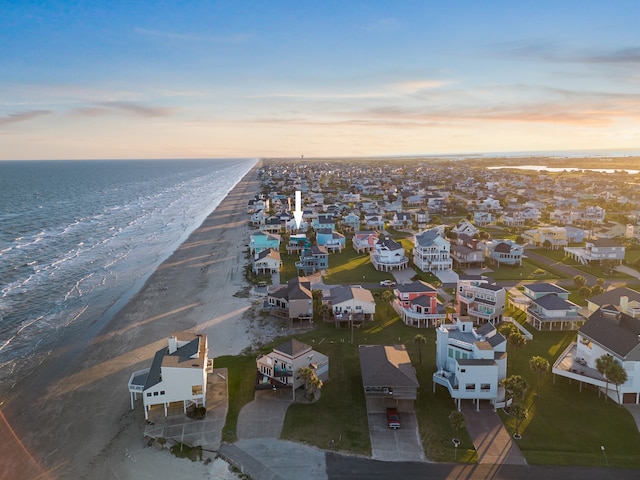 view of aerial view at dusk