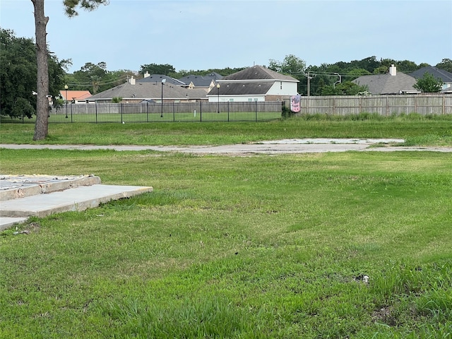 Listing photo 2 for 4810 W Bayshore Dr, Bacliff TX 77518