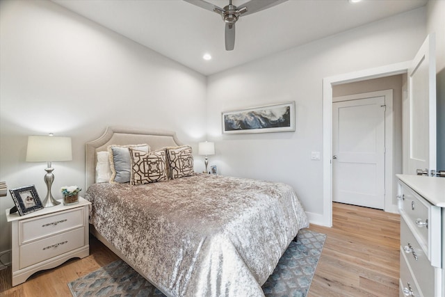 bedroom featuring light wood finished floors, ceiling fan, baseboards, and recessed lighting