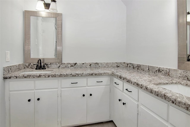 427 Pebblebrook Dr, El Lago, TX 77586 - bathroom featuring double vanity