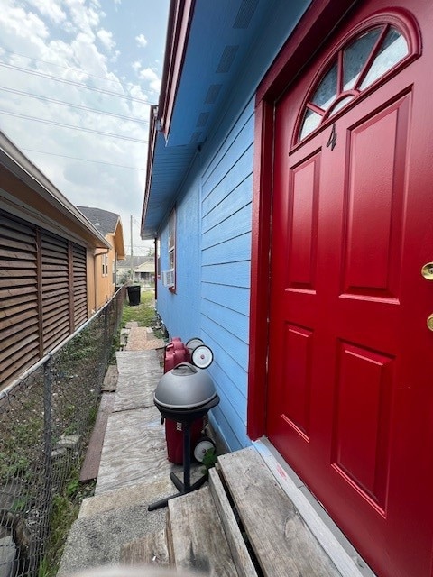 view of entrance to property