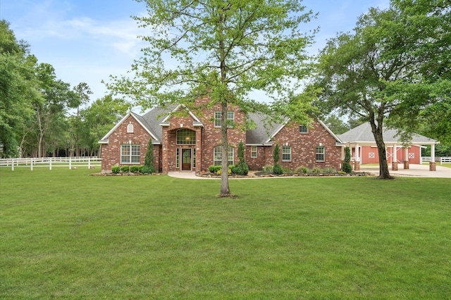 view of front of house with a front yard