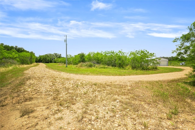 Listing photo 3 for 6289 Maynard Hallmark Rd, Waelder TX 78959