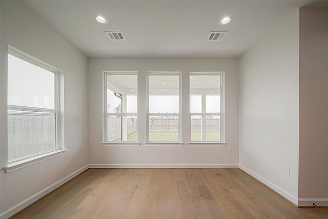 empty room featuring light hardwood / wood-style floors