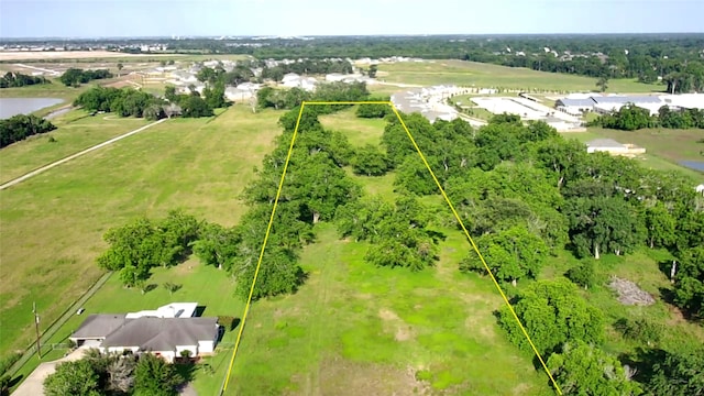 Listing photo 3 for 8345 Pool Hill Rd, Fulshear TX 77441