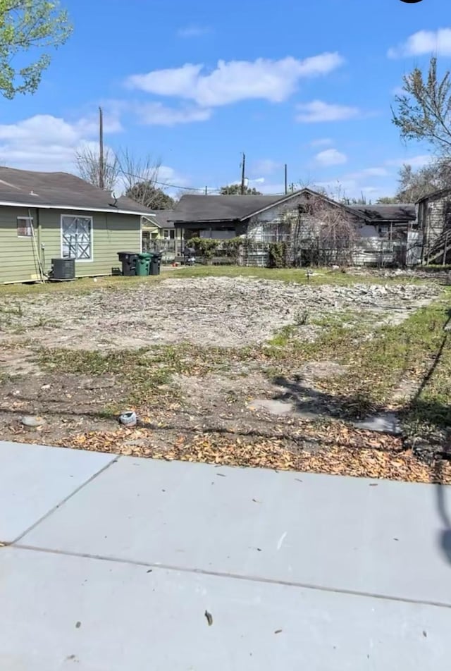 4405 Canal St, Houston, TX 77011 - photo 1
