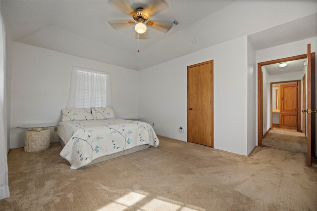 bedroom featuring carpet and ceiling fan