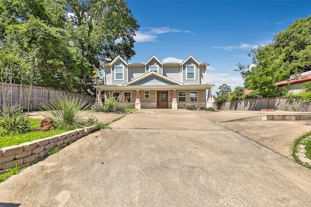 craftsman house featuring a porch