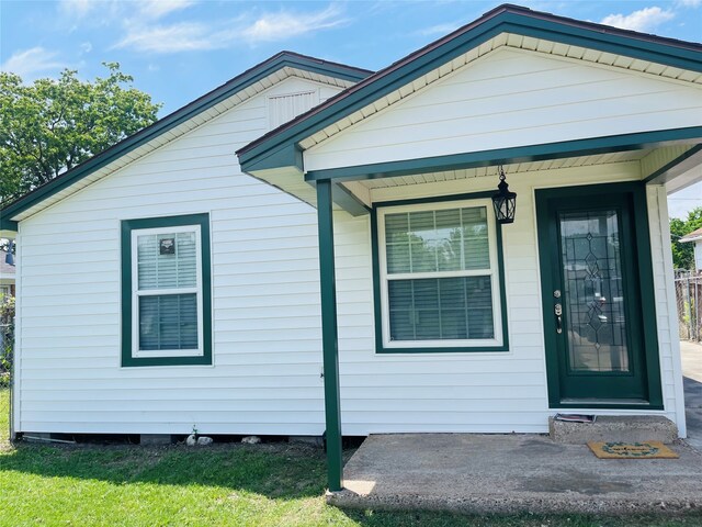 exterior space featuring covered porch