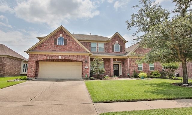 view of front of home featuring a front lawn