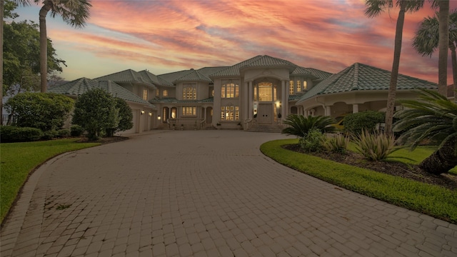 view of mediterranean / spanish-style house