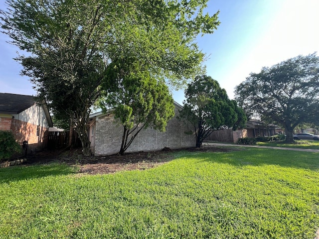 9423 Kristin Dr, Houston, TX 77031 - photo 2