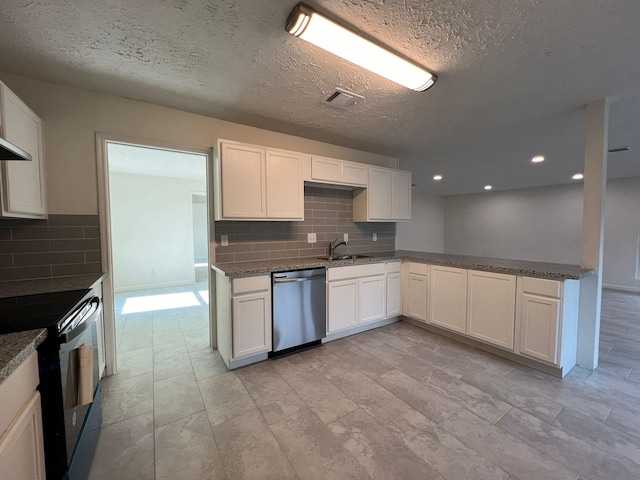 9423 Kristin Dr, Houston, TX 77031 - photo 14