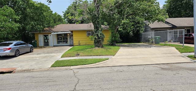 view of front of house