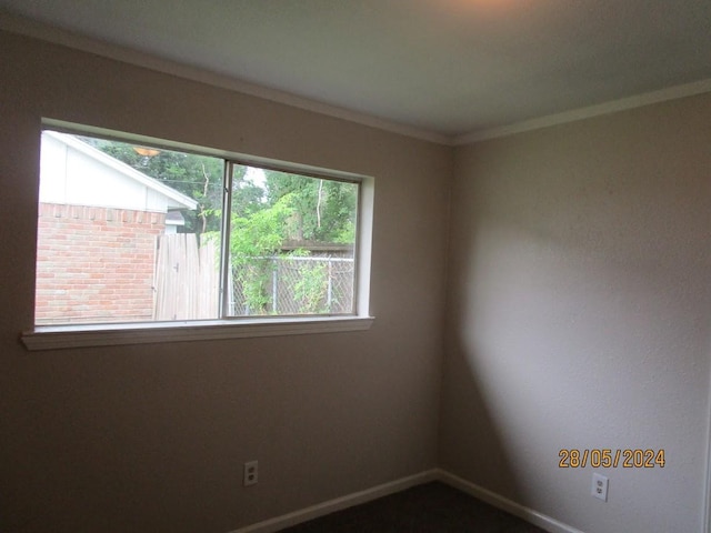 12515 Cooperstown Dr, Houston, TX 77089 - empty room with crown molding and baseboards