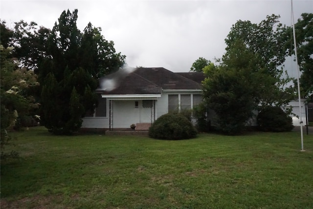 exterior space featuring a yard