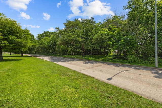 Listing photo 2 for 1 Strawberry Rd, Pasadena TX 77504