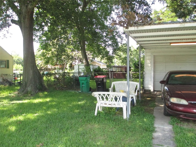606 E Humble St, Baytown, TX 77520 - view of yard featuring fence
