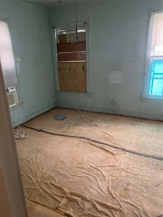 606 E Humble St, Baytown, TX 77520 - unfurnished room featuring cooling unit