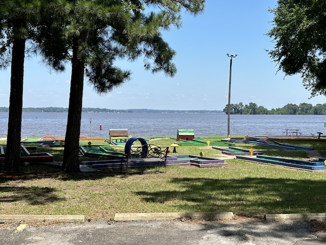 15 Lazy Spgs, Trinity, TX 75862