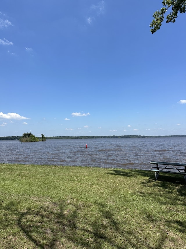 15 Lazy Spgs, Trinity, TX 75862