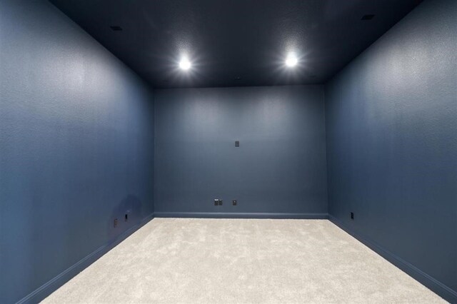 empty room with carpet flooring