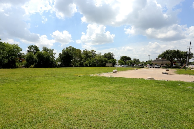 Listing photo 3 for 0 Blalock Rd, Houston TX 77041