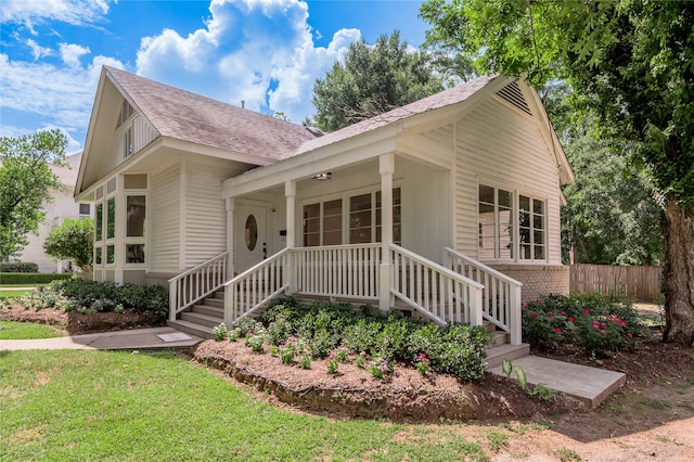 view of front of home featuring a porch