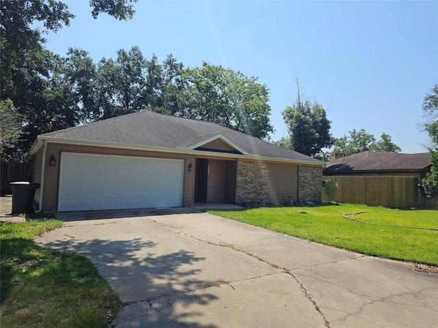 ranch-style house featuring a front lawn