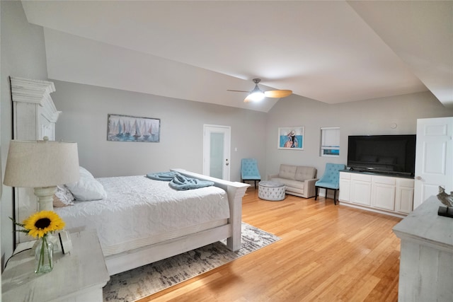 bedroom featuring light wood-type flooring and ceiling fan