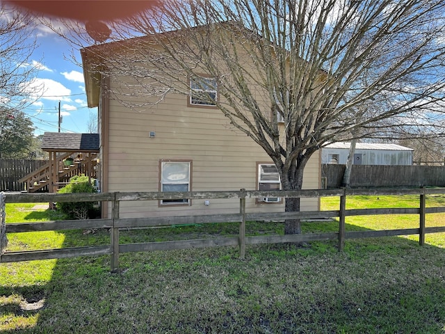 exterior space featuring a lawn