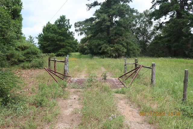 Listing photo 2 for 1629 Peters San Felipe Rd, Sealy TX 77474