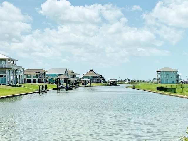 Listing photo 2 for 2021 Laguna Harbor Cove Blvd, Port Bolivar TX 77650