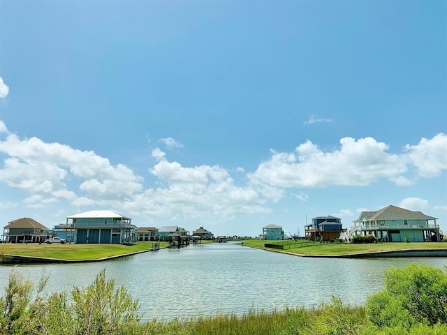 Listing photo 3 for 2021 Laguna Harbor Cove Blvd, Port Bolivar TX 77650