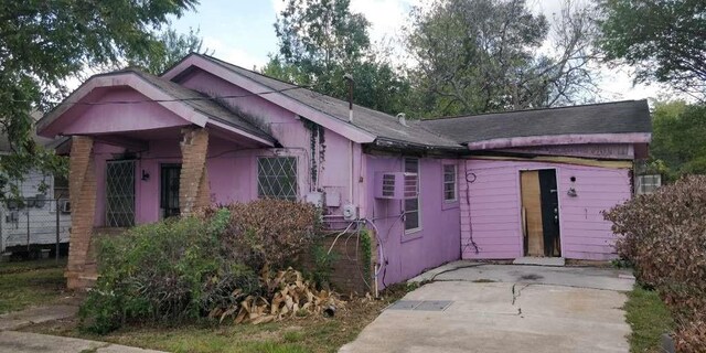 3235 Waverly St, Beaumont, TX 77705 - photo 1