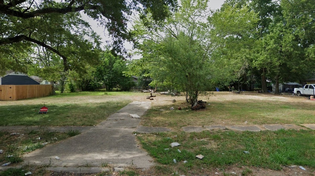 5830 Pershing St, Houston, TX 77033 - photo 1